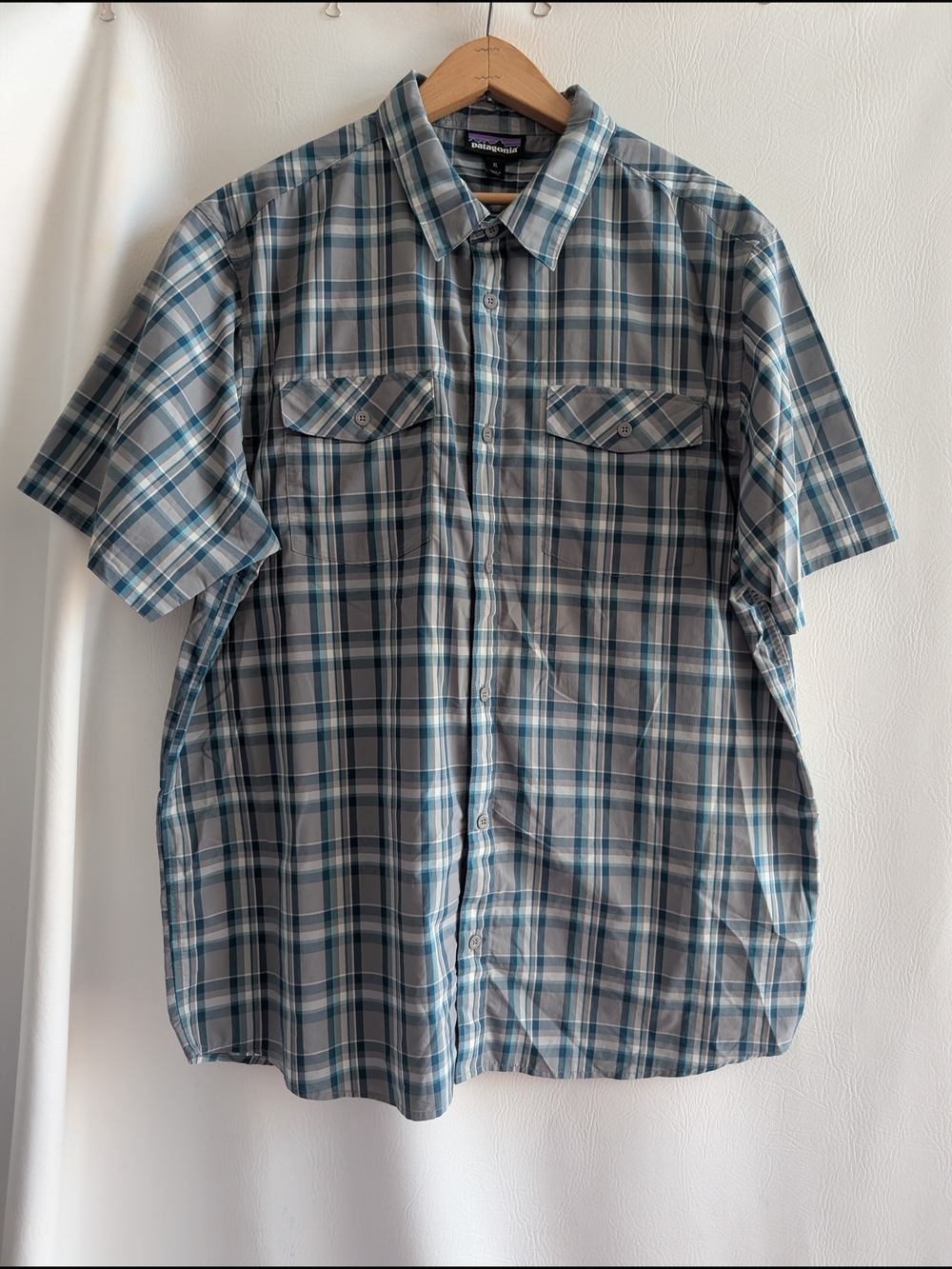 Patagonia Short-Sleeve Plaid Button-Down Shirt Green Blue Grey - XL